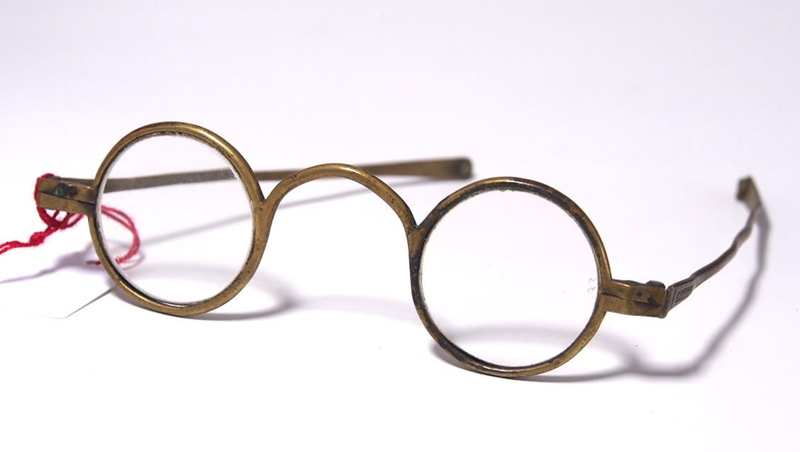 Historische Brille aus dem Brillen-Museum 967A