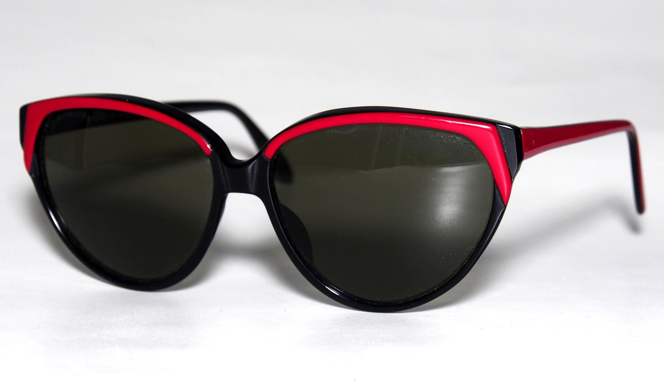 Playgirl Vintage Sonnenbrille der 80er Jahre 