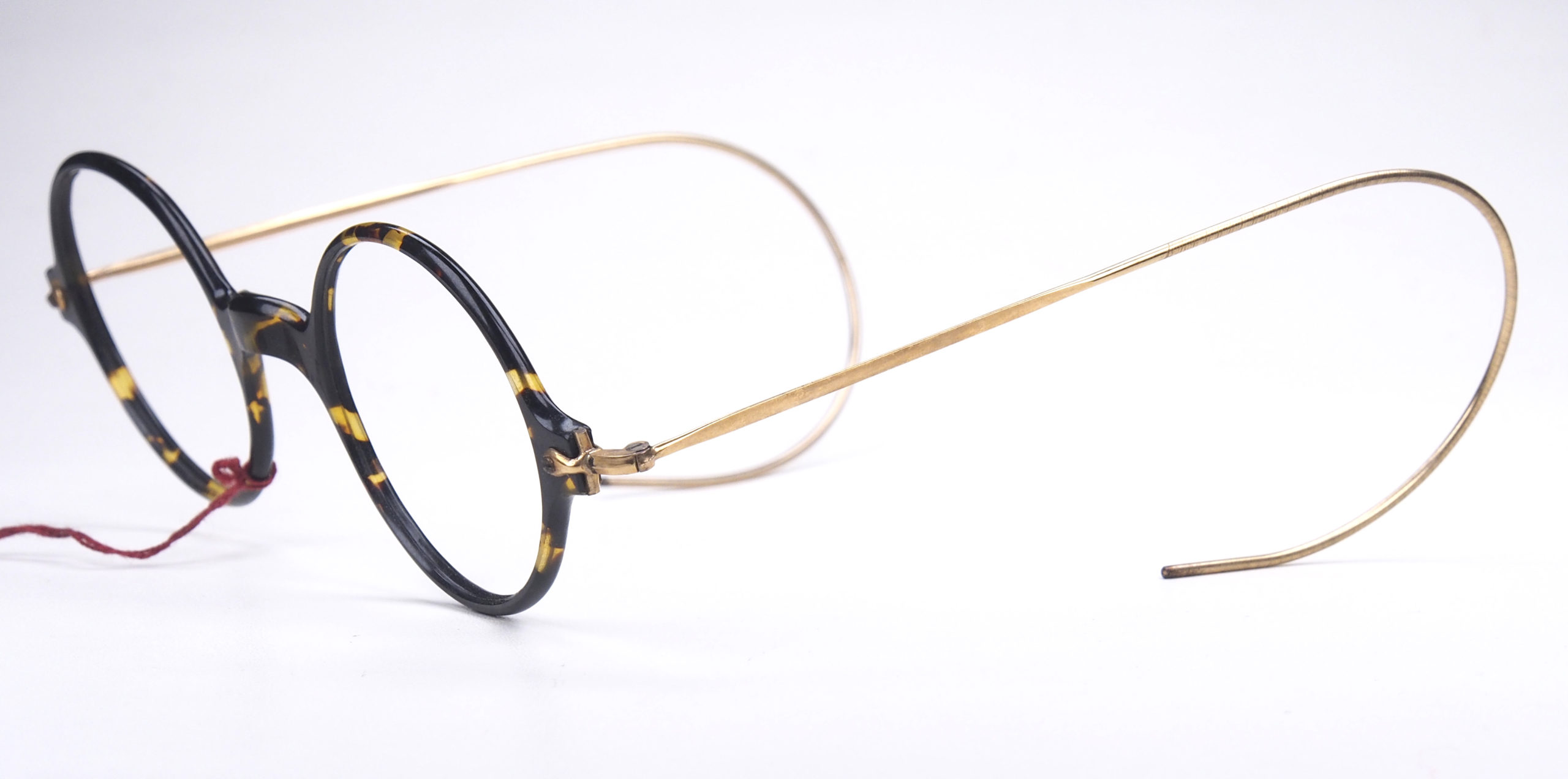 Runde Antikbrille aus Brillenacetat und goldenen Komfortbügeln – Bild 3