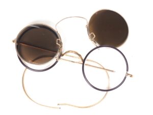 Runde Brille aus Golddoublé mit Sportbügeln, Windsorrändern und Clip, 40er Jahre