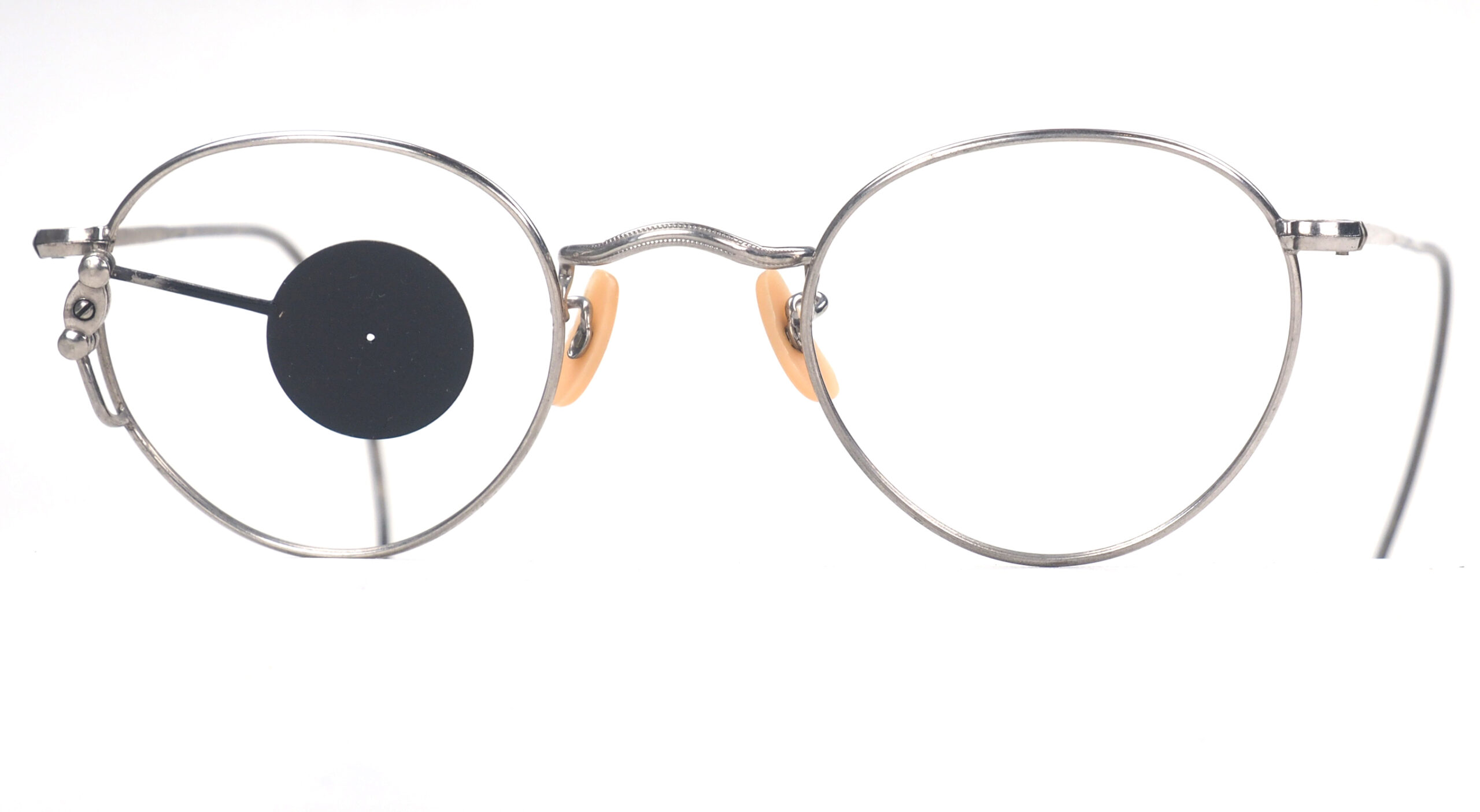 Schießbrille, echt vintage. Mit hochklappbarer Lochblende