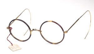 Runde Golddoublé Brille mit Windsorrändern