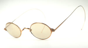 Ovale, antike Brille mit Gespinstbügeln, feine Comfortbügel
