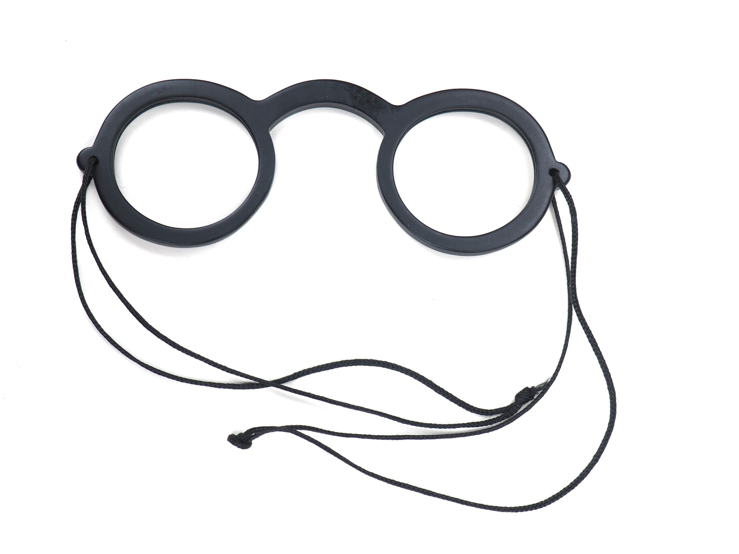 älteste Fadenbrille aus dem 15. Jahrhundert