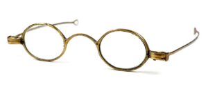 Historische Brille von ca.1820 aus dem Brillenmuseum Hamburg