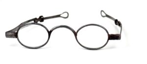 Historische Brille von ca.1820 aus dem Brillenmuseum Hamburg