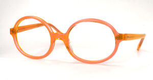 Große, ovale Vintagebrille der 70er Jahre in neonorange