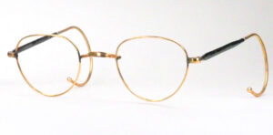 Pantoskopische Vintagebrille der 30er Jahre. Mit 12 Karat Golddoublé und W-Steg