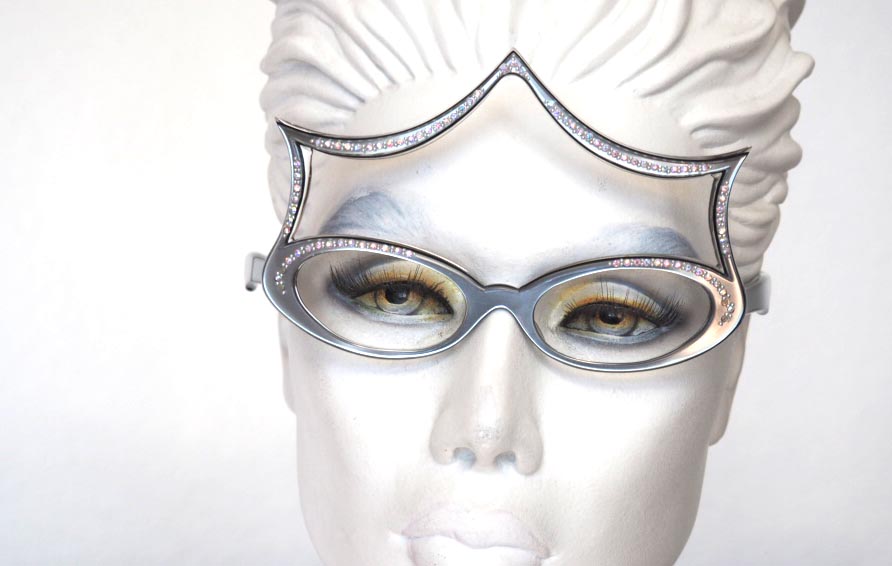 Schmuckbrille, Hochzeitsbrille mit Strass besetzt, ein Einzelstück