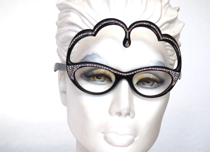 Schmuckbrille, Prinzessinenbrille, Einzelstück mit vielen Strasssteinchen besetzt. – Bild 3