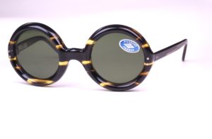 Runde Sonnenbrille der 70er Jahre noch fabrikneu