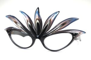 Brille mit Strahlkraft, Einzelstück aus den 60er Jahren, Sondermodell