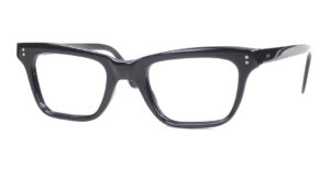 Echte, formschöne Vintagebrille der 70er Jahre in schwarz