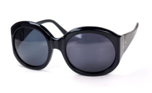 Sonnenbrille Vintage Collection mit breiten Bügeln in schwarz