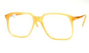 Echte Vintagebrille der 70er Jahre, honigfarbend