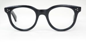 Große Vintagebrille der 70er Jahre mit original Stiftnieten in schwarz