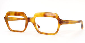 True Vintagebrille der 60er Jahre, noch fabrikneu in hellhavanna