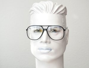 Vintagebrille der 70er Jahre leicht und dĂĽnn in schwaz mit Doppelsteg