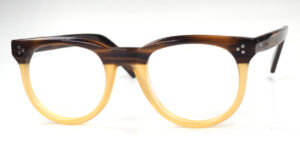 Große Vintagebrille der 80er Jahre, zweifarbig in havanna und unten hell