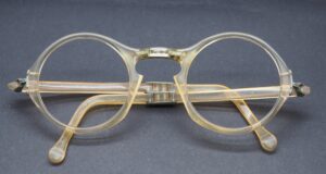 Wickelbrille, Faltbrille, Klappbrille, echt aus den 30er Jahren
